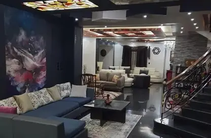 دوبلكس - 5 غرف نوم - 3 حمامات للايجار في شارع علي شعراوي - النرجس 5 - النرجس - مدينة القاهرة الجديدة - القاهرة