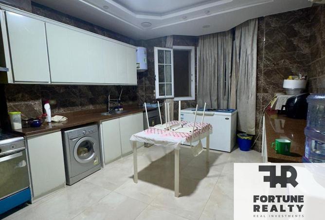 8406922 - Property Image 3