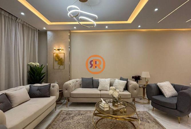 8055811 - Property Image 2