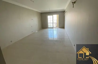 (بنتهاوس  (روف - 3 غرف نوم - 3 حمامات للايجار في ريجينتس بارك - حى الاندلس - مدينة القاهرة الجديدة - القاهرة