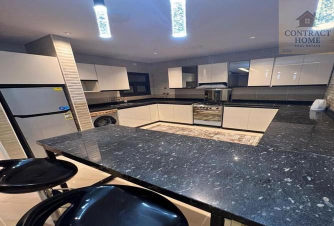 8302931 - Property Image 3