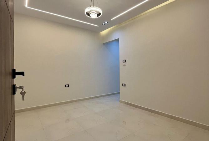 8335684 - صورة العقار 2