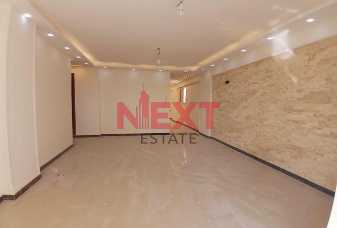 8106153 - Property Image 2