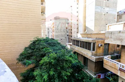 Apartment - 3 Bedrooms - 3 Bathrooms for sale in Khaleel Al Masry St. - Kafr Abdo - Roushdy - Hay Sharq - Alexandria