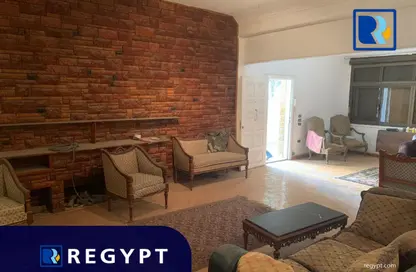 Villa - 4 Bedrooms - 3 Bathrooms for sale in Sarayat Al Maadi - Hay El Maadi - Cairo