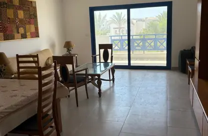 شاليه - 2 غرف نوم - 2 حمامات للبيع في مراسي - سيدي عبد الرحمن - الساحل الشمالي