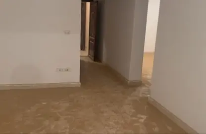 Apartment - 2 Bedrooms - 1 Bathroom for sale in Katameya Gardens - El Katameya Compounds - El Katameya - New Cairo City - Cairo