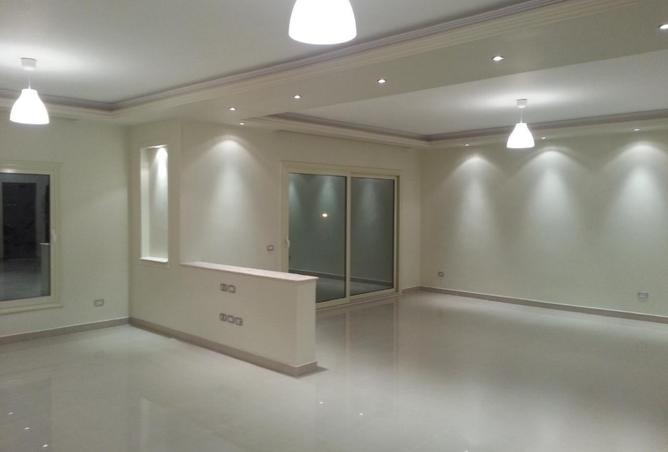 8176457 - Property Image 2