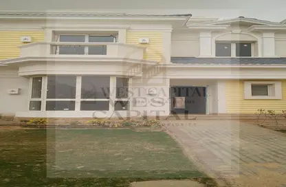 Townhouse - 5 Bedrooms - 5 Bathrooms for sale in Mountain View October Park - 6th District - 6 October City - Giza