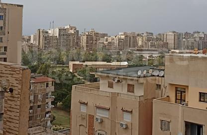 شقة - 3 غرف نوم - 2 حمامات للبيع في شارع ابو قير - سبورتنج - حي شرق - الاسكندرية