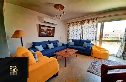 Chalet - 2 Bedrooms - 2 Bathrooms for rent in Al Ain Al Sokhna - Suez