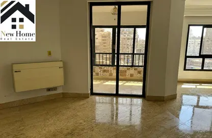 شقة - 3 غرف نوم - 3 حمامات للبيع في شارع لبنان - المهندسين - الجيزة شقة - 3 غرف نوم - 3 حمامات للبيع في شارع لبنان - المهندسين - الجيزة