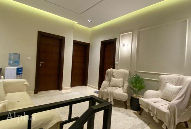 8561132 - Property Image 3