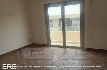 شقة - 3 غرف نوم - 3 حمامات للبيع في جاليريا  مون فالى - المستثمرين الجنوبية - مدينة القاهرة الجديدة - القاهرة