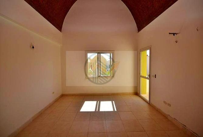 8192439 - Property Image 3