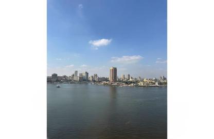 Apartment - 4 Bedrooms - 4 Bathrooms for sale in Nile Corniche St. - Al Agouza - Giza