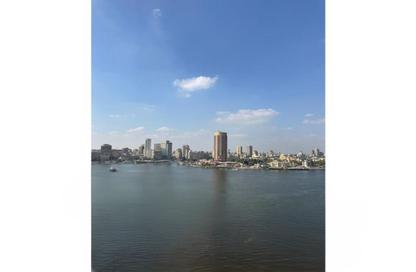 Apartment - 4 Bedrooms - 4 Bathrooms for sale in Nile Corniche St. - Garden City - Cairo