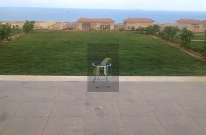 منزل مزدوج - 3 غرف نوم - 3 حمامات للبيع في تلال السخنة - العين السخنة - السويس