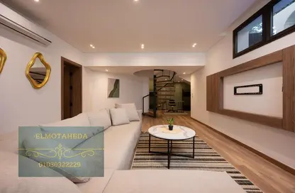 Apartment - 3 Bedrooms - 3 Bathrooms for rent in Sarayat Al Maadi - Hay El Maadi - Cairo