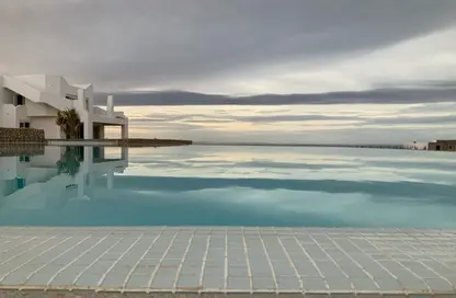 Chalet - 2 Bedrooms - 2 Bathrooms for sale in Jefaira - Ras Al Hekma - North Coast