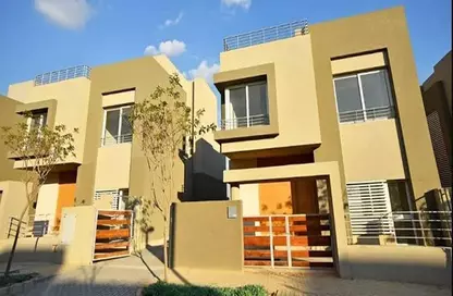 Townhouse - 4 Bedrooms - 2 Bathrooms for sale in Palm Hills New Cairo - 5th Settlement Compounds - The 5th Settlement - New Cairo City - Cairo