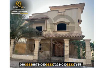 Villa - 4 Bedrooms - 4 Bathrooms for sale in Royal City - Sheikh Zayed Compounds - Sheikh Zayed City - Giza