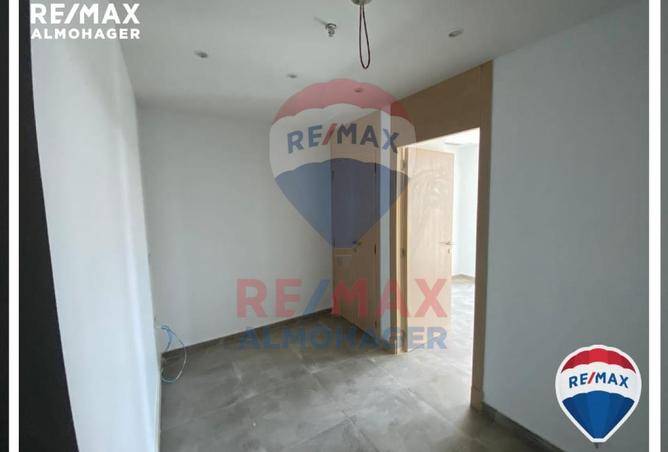 8005068 - Property Image 3