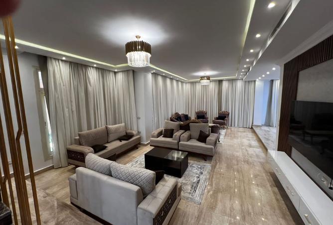 8074512 - Property Image 2