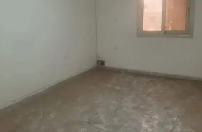 شقة - 3 غرف نوم - 3 حمامات للبيع في شارع نخله المطيعي - ميدان تريومف - النزهة - القاهرة