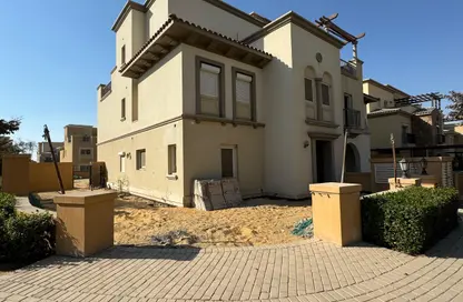 Villa - 4 Bedrooms - 4 Bathrooms for sale in Mivida - 5th Settlement Compounds - The 5th Settlement - New Cairo City - Cairo