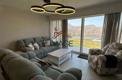 فيلا - 4 غرف نوم - 4 حمامات للبيع في المونت جلاله - العين السخنة - السويس