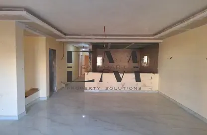 Apartment - 4 Bedrooms - 3 Bathrooms for sale in El Nady District - Shorouk City - Cairo