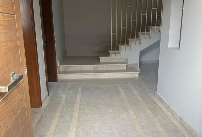 8393259 - Property Image 2