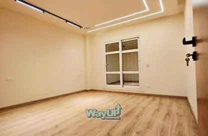 Apartment - 3 Bedrooms - 3 Bathrooms for sale in The Address East - 90 Street - The 5th Settlement - New Cairo City - Cairo