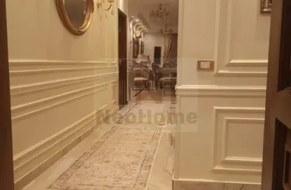 Apartment - 3 Bedrooms - 3 Bathrooms for sale in Shorouk City - Cairo