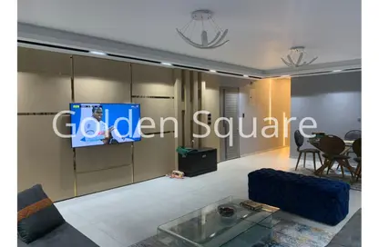 Apartment - 3 Bedrooms - 2 Bathrooms for sale in Area D - Ganoob El Acadimia - New Cairo City - Cairo