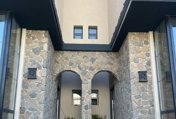 8211648 - Property Main Image