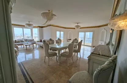 شقة - 5 غرف نوم - 4 حمامات للبيع في شارع جامعة الدول العربية - المهندسين - الجيزة شقة - 5 غرف نوم - 4 حمامات للبيع في شارع جامعة الدول العربية - المهندسين - الجيزة