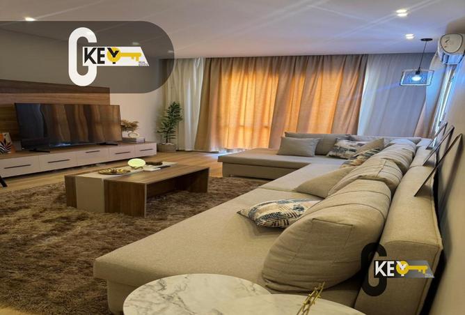 8023520 - Property Image 2