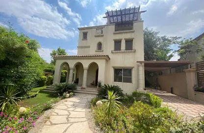 Villa - 4 Bedrooms - 4 Bathrooms for sale in Uptown Cairo - Mokattam - Cairo