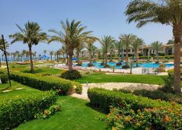 Chalet - 2 bedrooms for للبيع in La Vista 7 - La Vista - Al Ain Al Sokhna - Suez