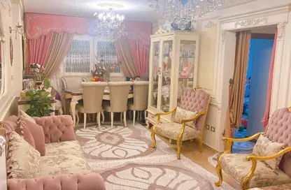 شقة - 3 غرف نوم - 1 حمام للبيع في شارع علي الاسكندراني - محرم بك - حي وسط - الاسكندرية