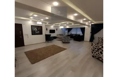 Apartment - 4 Bedrooms - 2 Bathrooms for rent in Lozaka St. - 6th Zone - Nasr City - Cairo