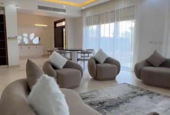 8190753 - Property Image 2