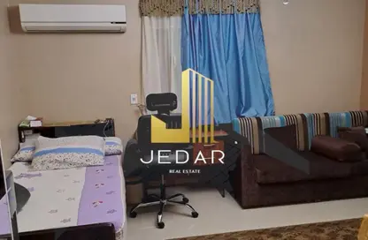 Apartment - 3 Bedrooms - 2 Bathrooms for sale in Al Mostathmir El Saghir - 10th District - Sheikh Zayed City - Giza