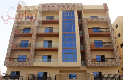 Apartment - 5 Bedrooms - 4 Bathrooms for sale in North Lotus - El Lotus - New Cairo City - Cairo
