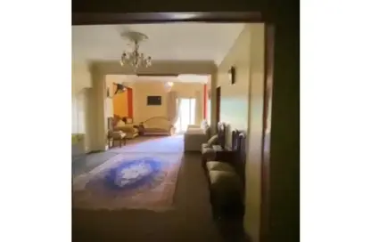 شقة - 3 غرف نوم - 2 حمامات للبيع في طريق النصر - رابعة العدوية - مدينة نصر - القاهرة