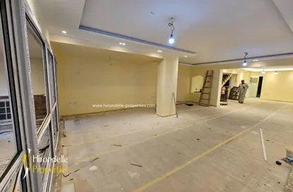 Duplex - 3 Bedrooms - 3 Bathrooms for sale in Degla - Hay El Maadi - Cairo