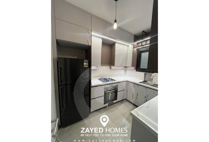 8023037 - Property Image 2
