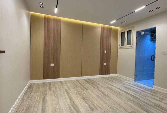 8304231 - Property Image 3